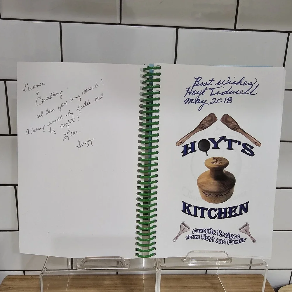HOYTS Kitchen Favorite Recipes from Hoyt and Family Spiral Vols. 1,2,3 Cookbook